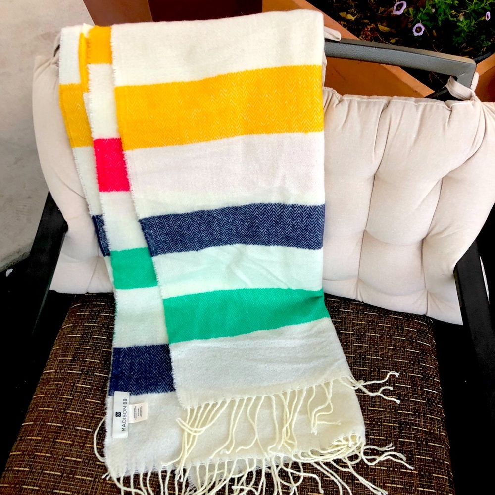 Madison 88 extra long and wide scarf